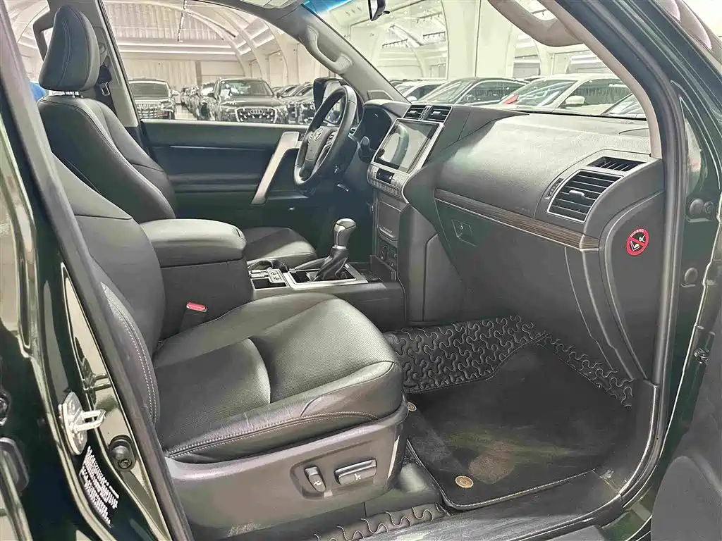 Toyota Prado — миниатюра 15