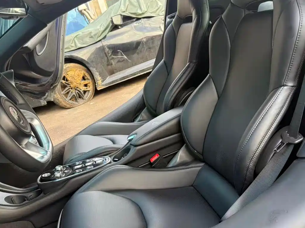 McLaren GT — миниатюра 3