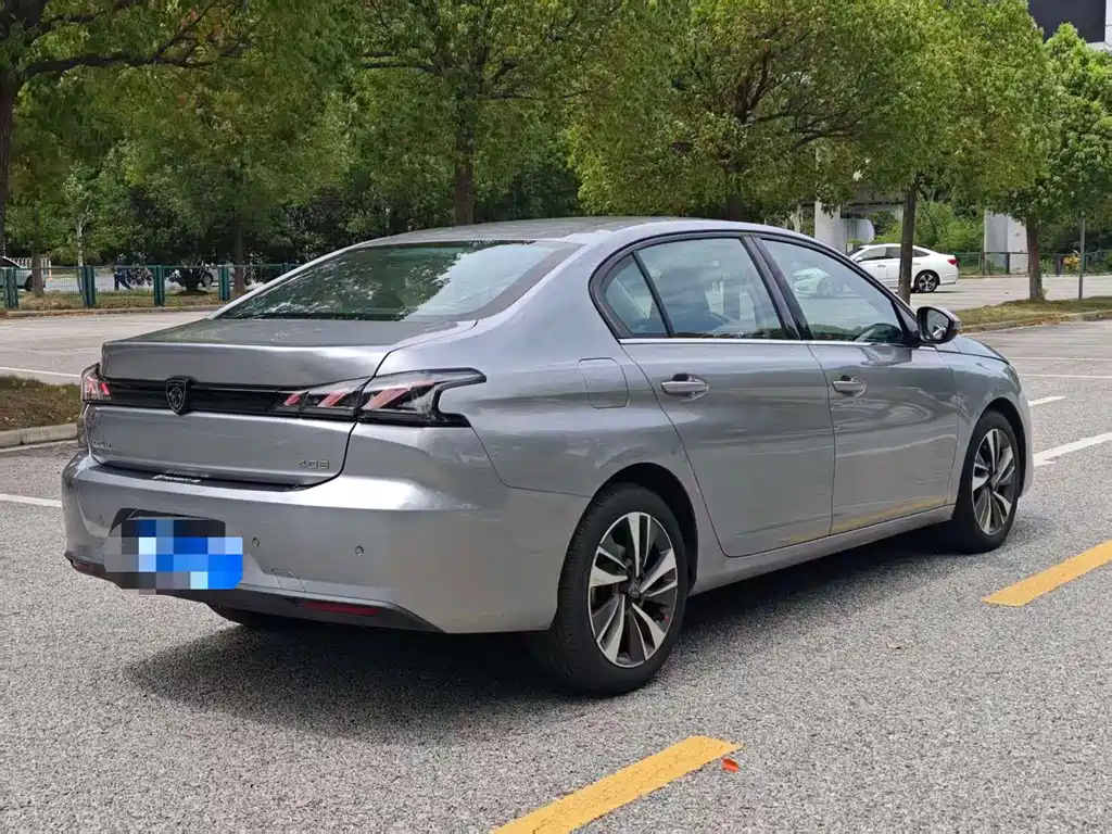 Peugeot 408 — миниатюра 9
