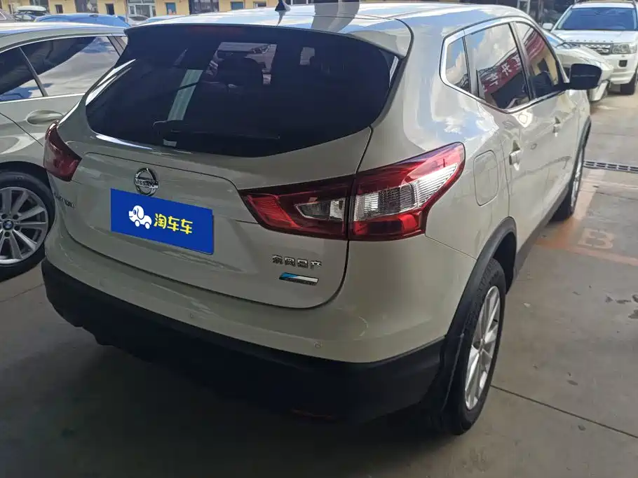 Nissan Qashqai — миниатюра 3