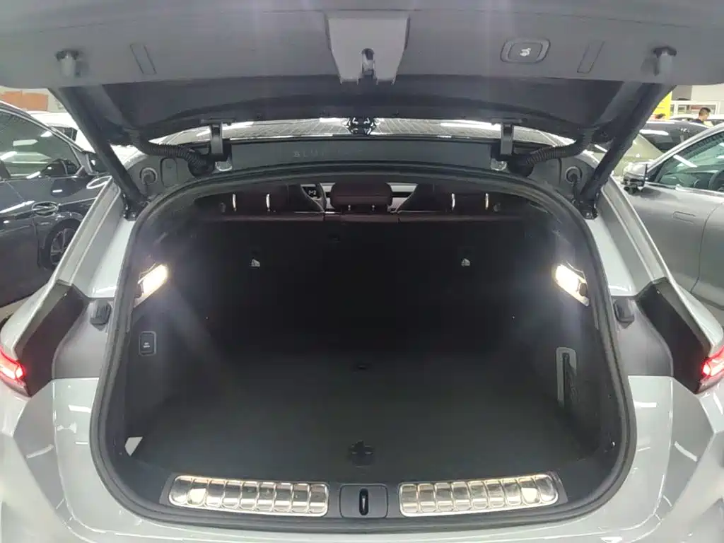 NIO ET5T — миниатюра 19