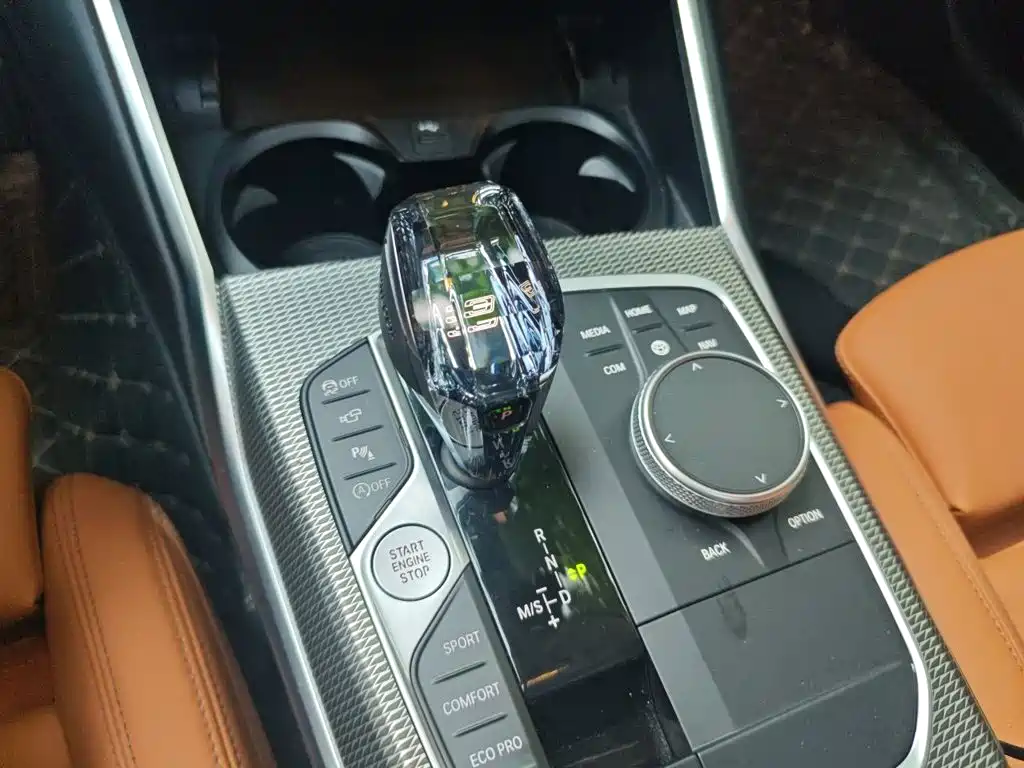 BMW 3 Series — миниатюра 10