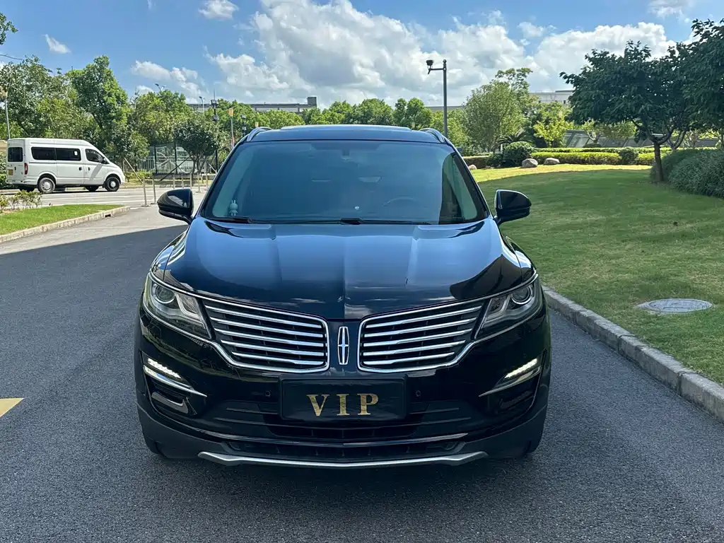 Lincoln MKC — миниатюра 2