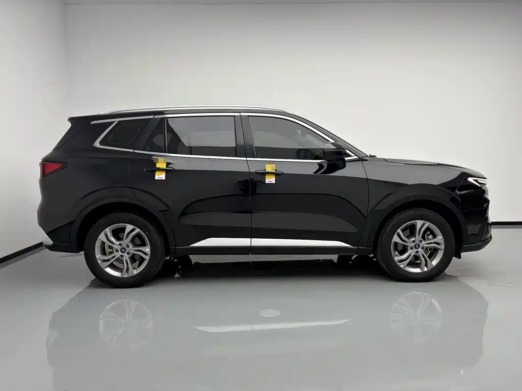 Ford Equator Sport — миниатюра 7