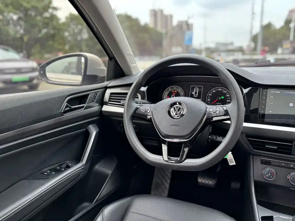 Volkswagen Lavida — миниатюра 11