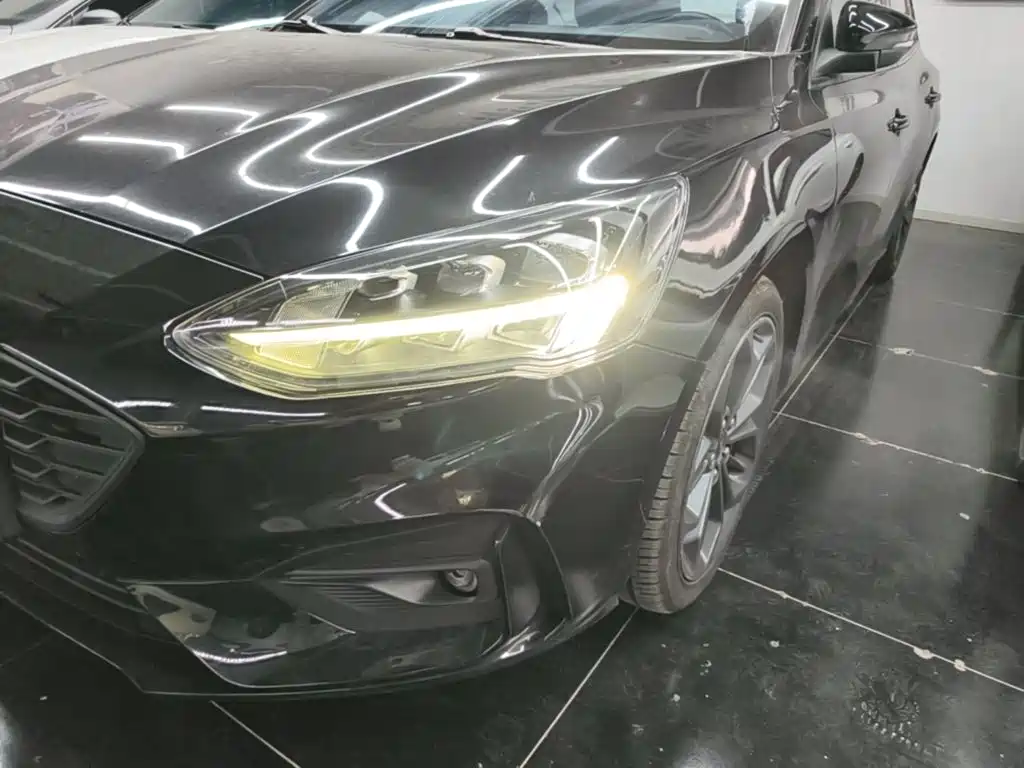Ford Focus — миниатюра 24