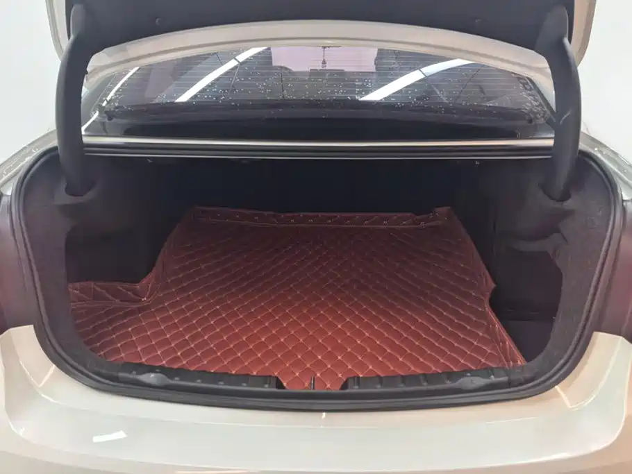 BMW 3 Series — миниатюра 4