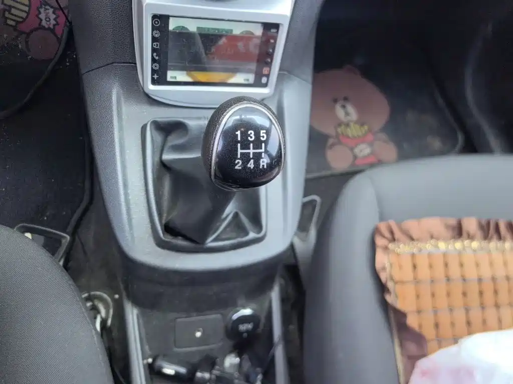Ford Fiesta — миниатюра 15