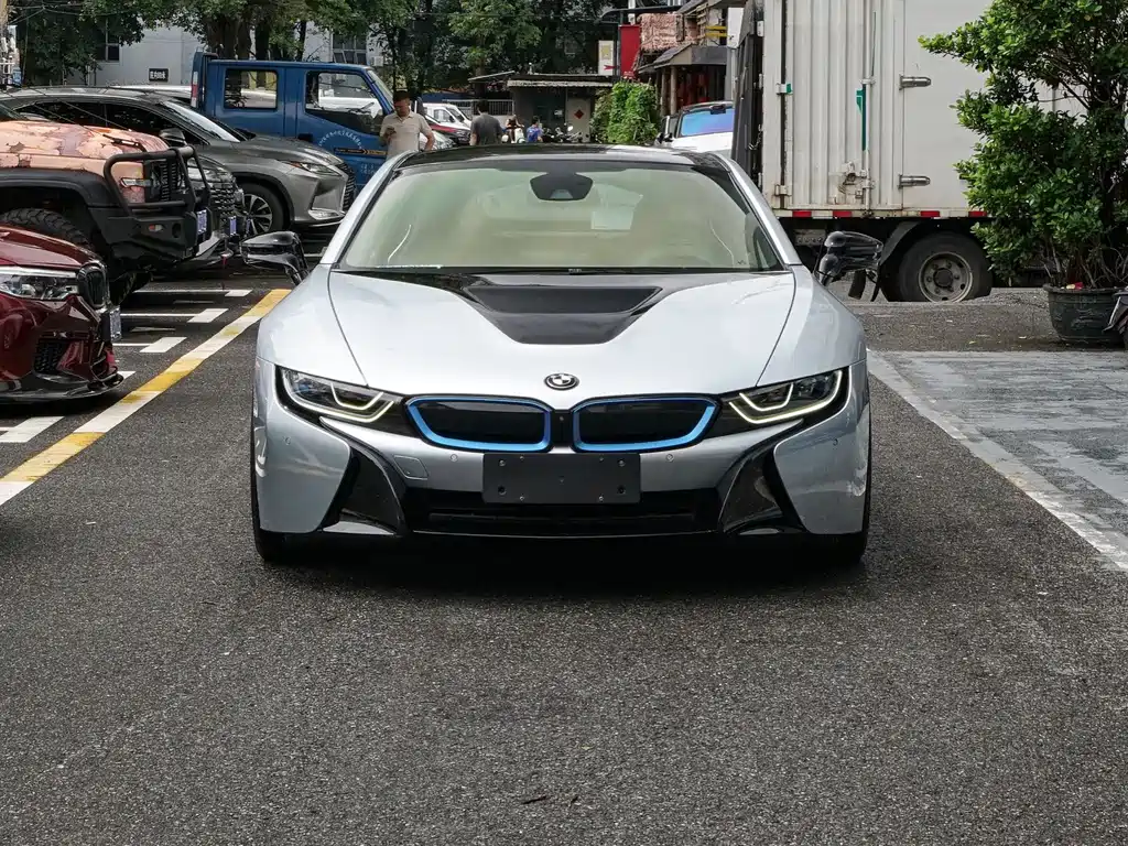BMW i8 — миниатюра 2