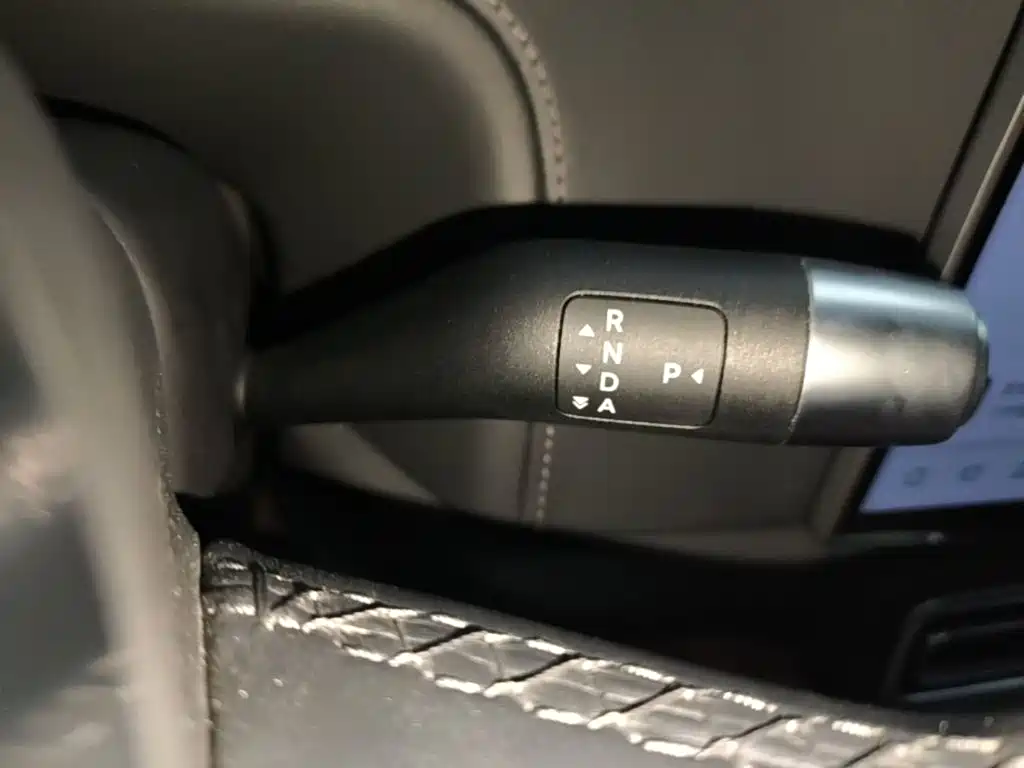 Li Auto Li L8 — миниатюра 14