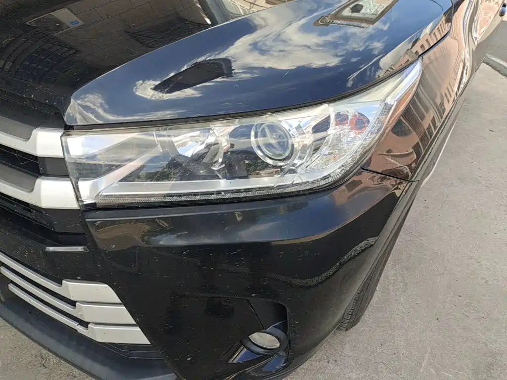 Toyota Highlander — миниатюра 24