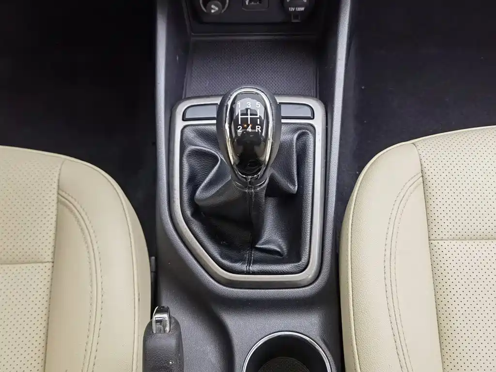 Changan Eado — миниатюра 13