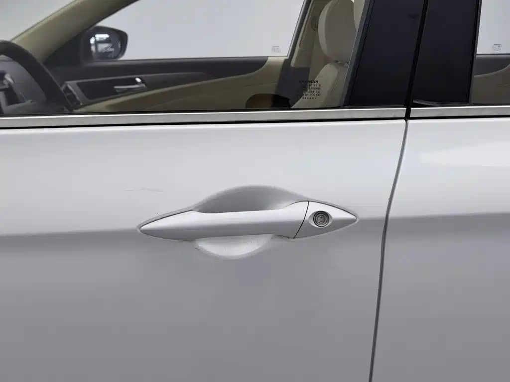 Changan Eado — миниатюра 18
