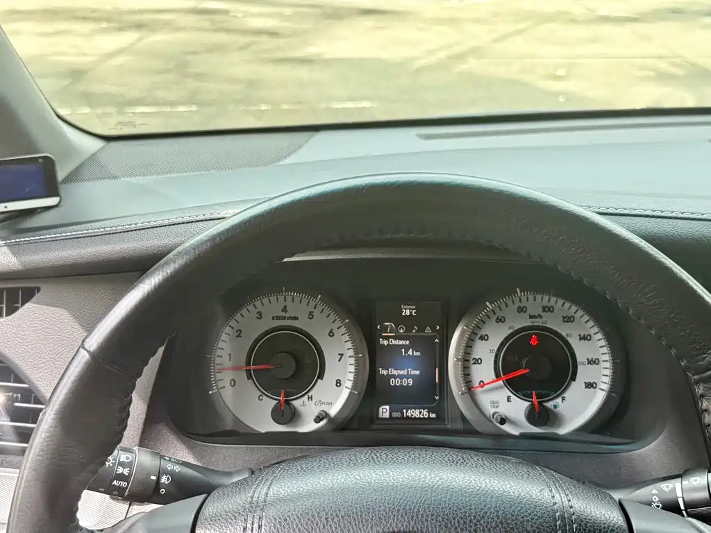 Toyota Sienna — миниатюра 14