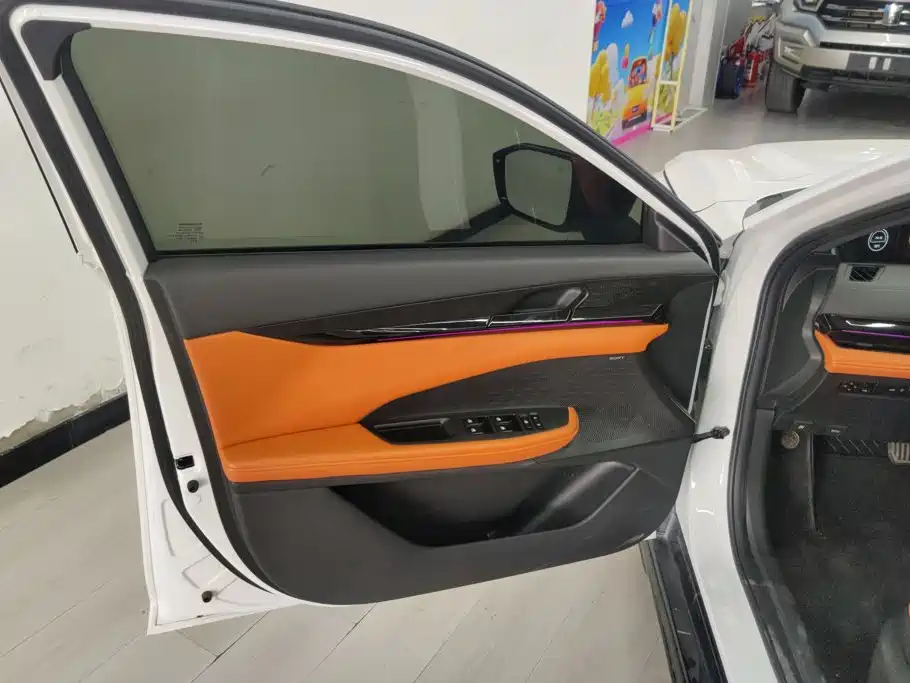 Changan UNI-V — миниатюра 7