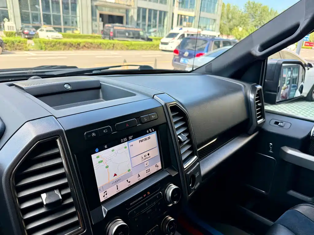 Ford F-150 Raptor — миниатюра 19