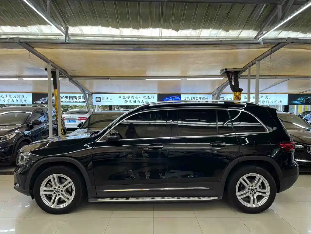 Mercedes-Benz GLB 2023 GLB 220