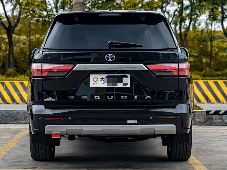 Toyota Sequoia 2025 3.5L