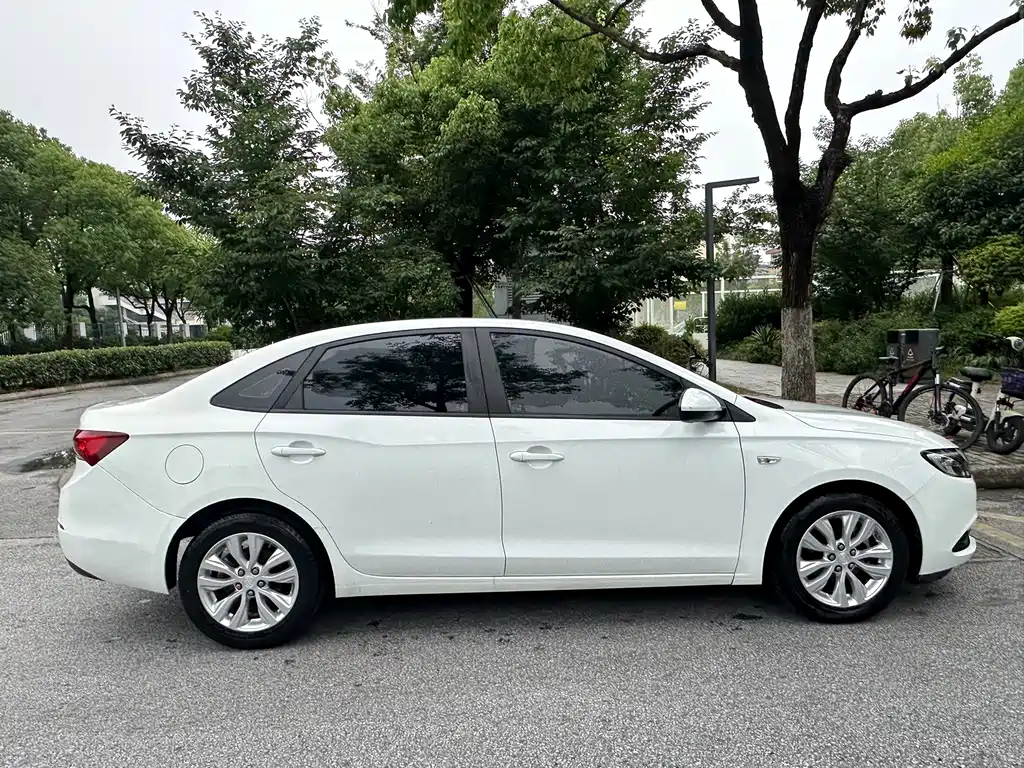 Buick Excelle 2021 1.5L AT Elite