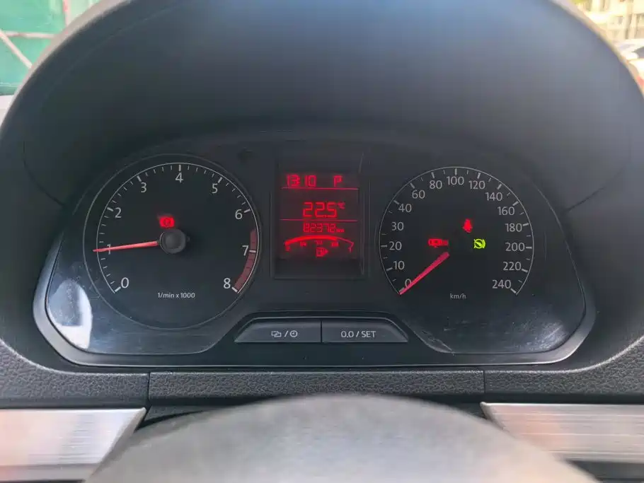 Volkswagen Jetta — миниатюра 14