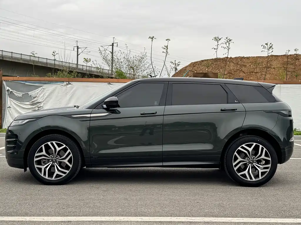 Land Rover Range Rover Evoque 2022 L 249PS R-Dynamic Luxury