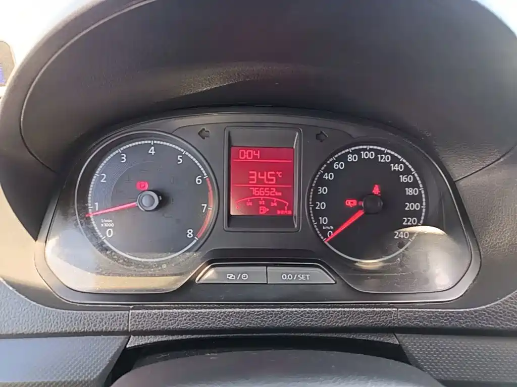 Volkswagen Jetta — миниатюра 12