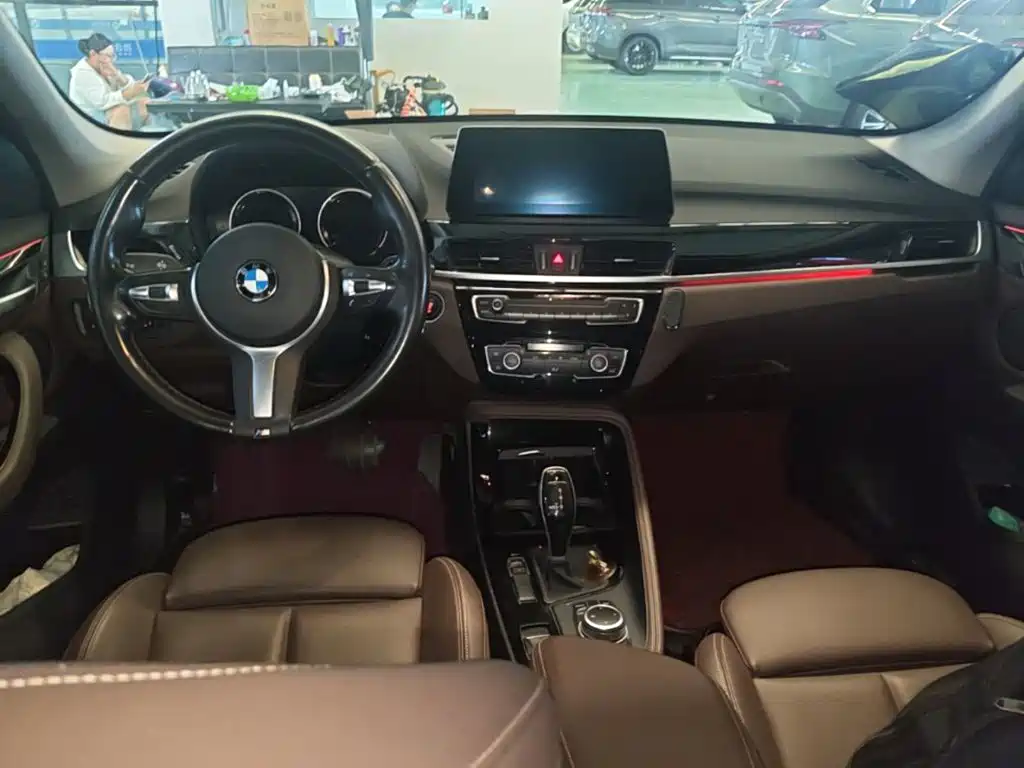 BMW X1 — миниатюра 10