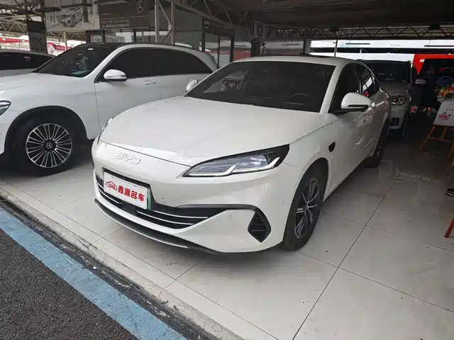 2025 BYD Seal