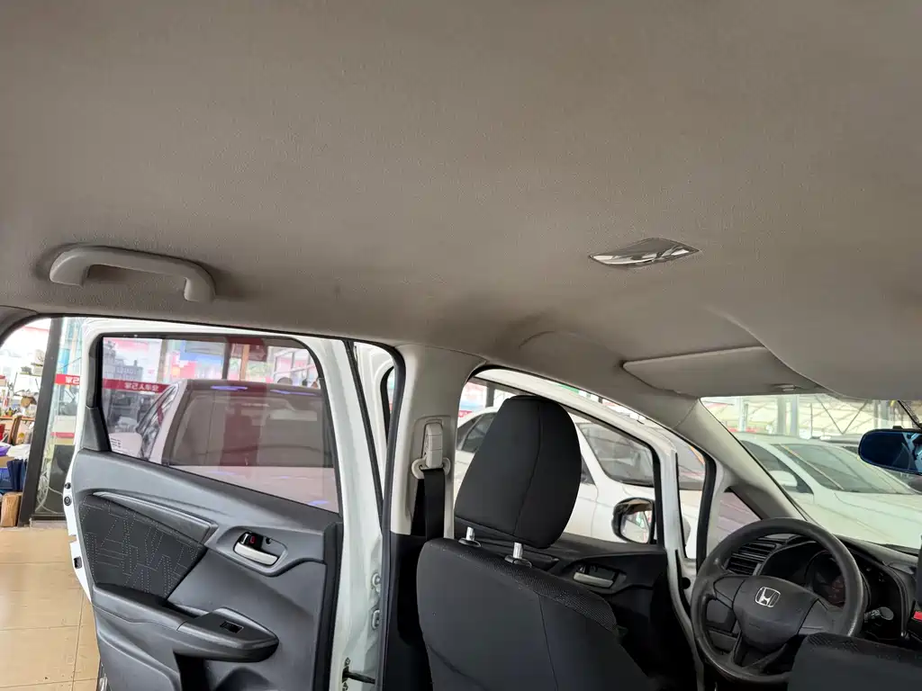Honda Fit — миниатюра 22