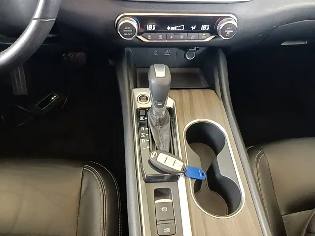 Nissan Teana — миниатюра 14