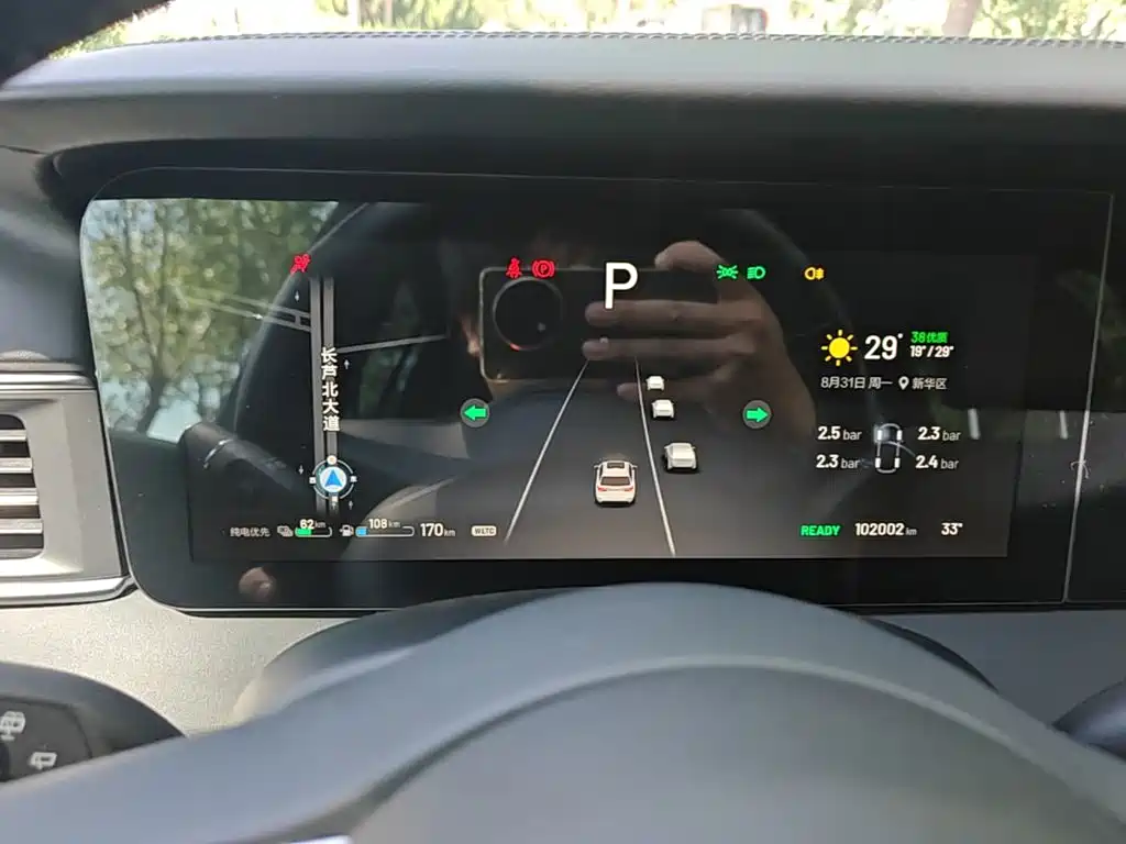 Li Auto Li ONE — миниатюра 12