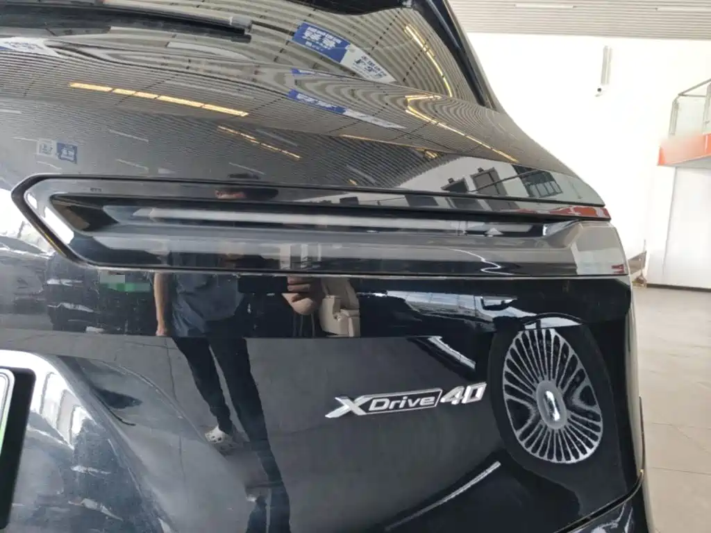 BMW iX — миниатюра 8