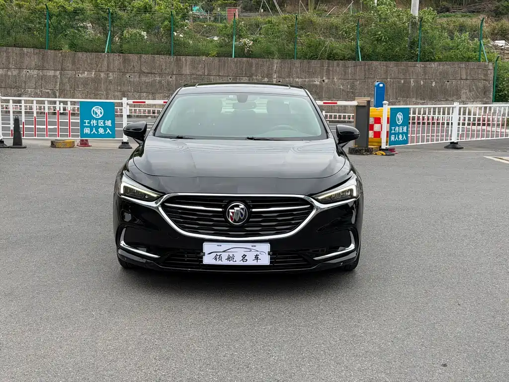 Buick LaCrosse 2021 652T Luxury