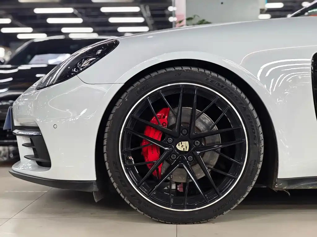 Porsche Panamera — миниатюра 3