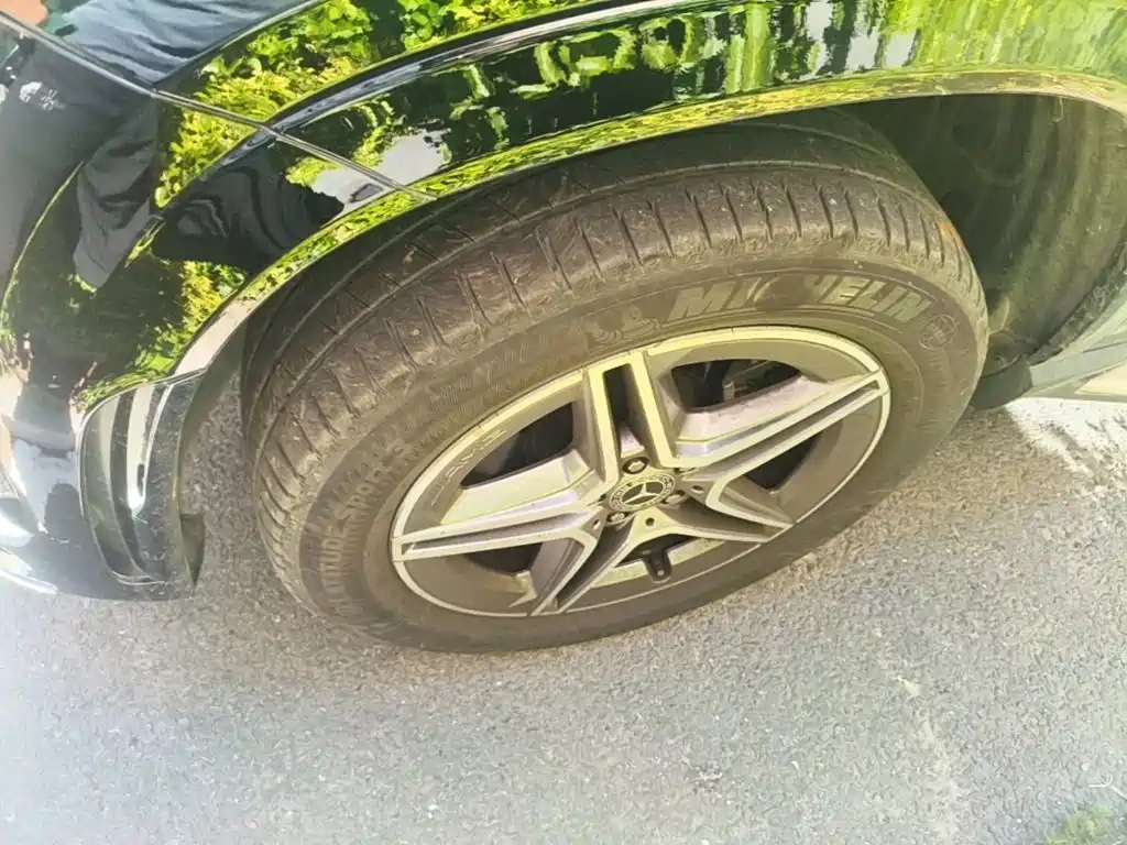 Mercedes-Benz GLE (Import) — миниатюра 23