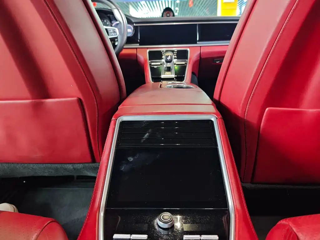 Porsche Panamera — миниатюра 10