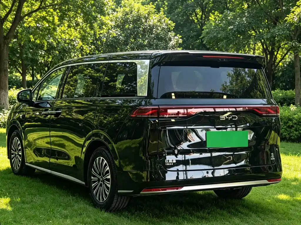 BYD Xia — миниатюра 4