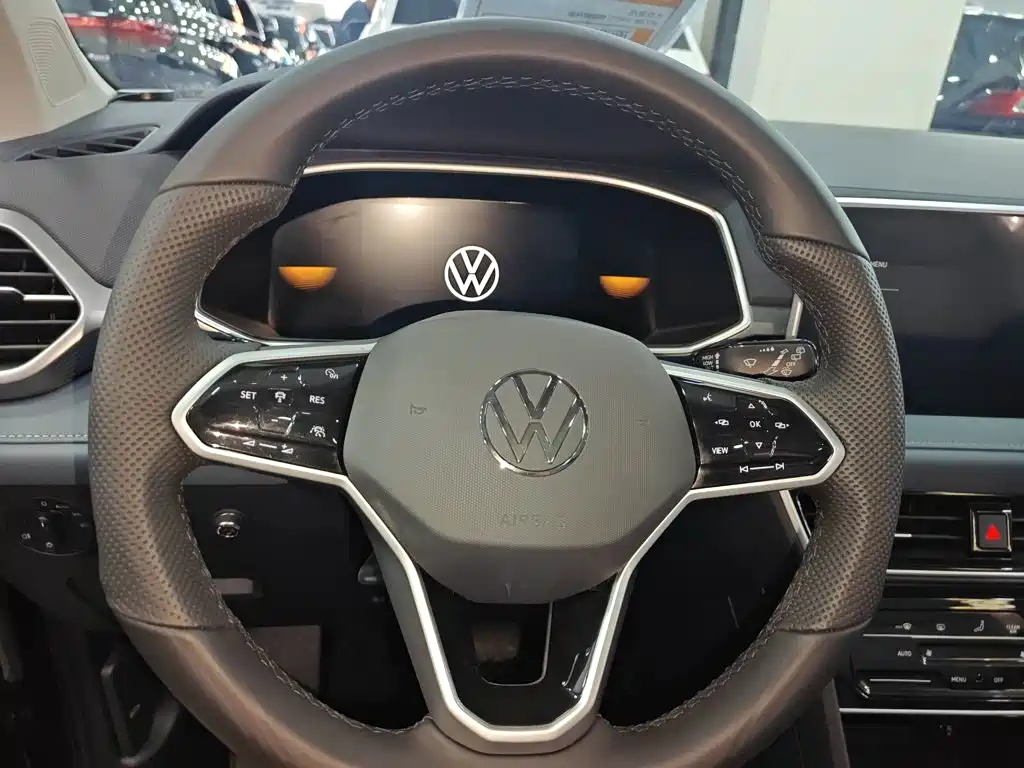Volkswagen Tharu — миниатюра 21