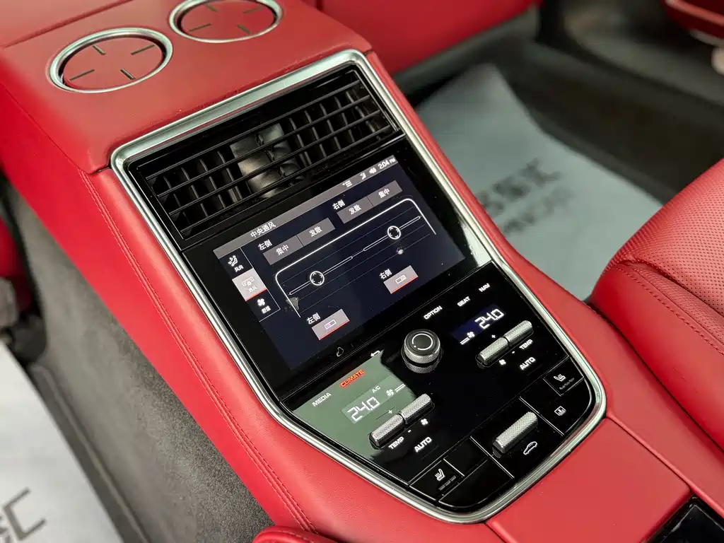 Porsche Panamera — миниатюра 20