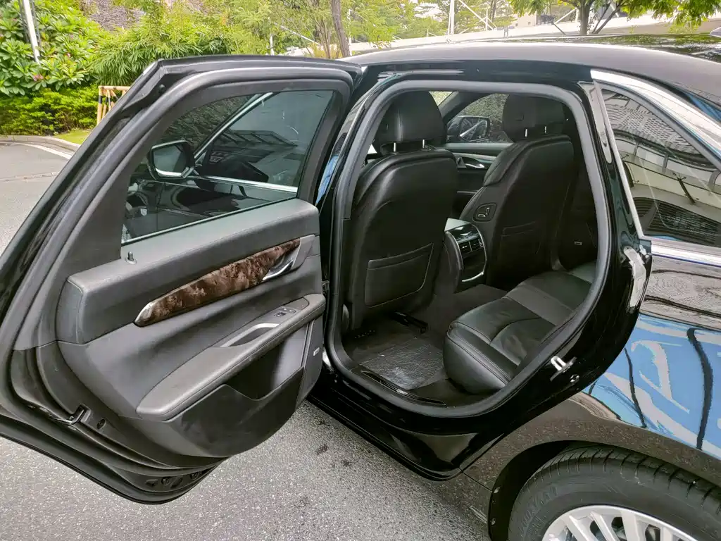 Cadillac CT6 — миниатюра 19