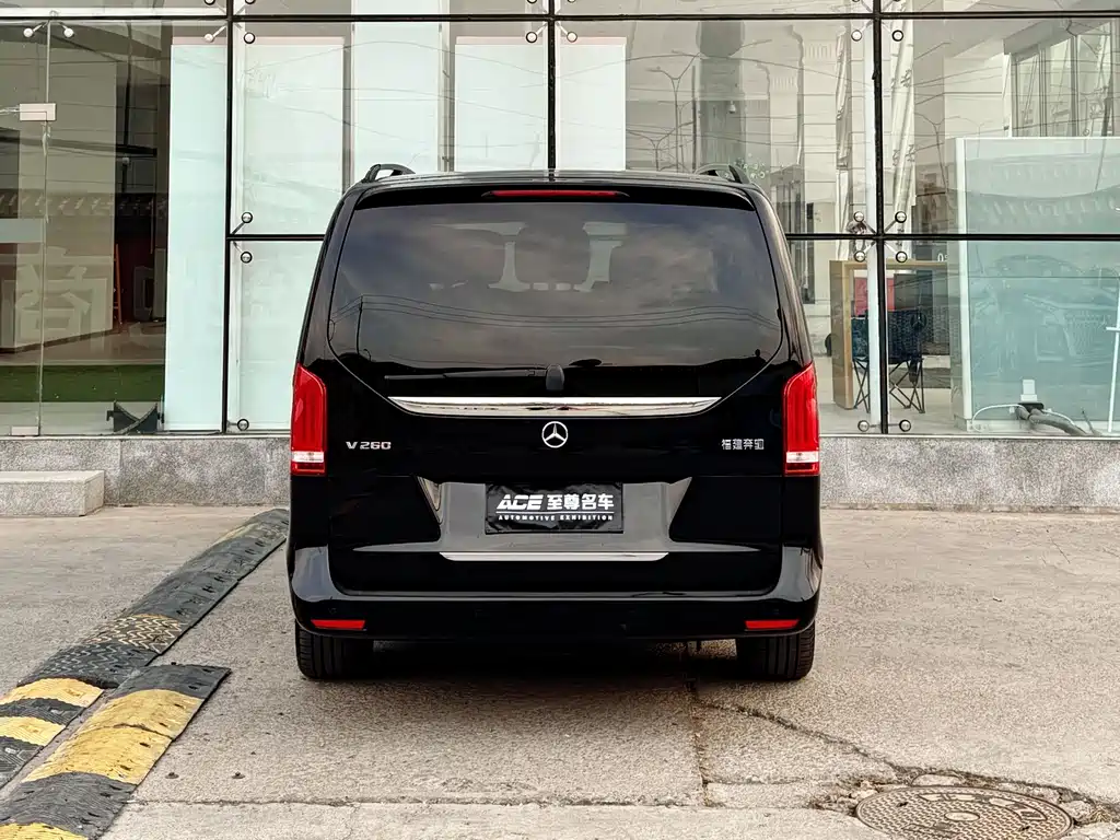Mercedes-Benz V-Class — миниатюра 5