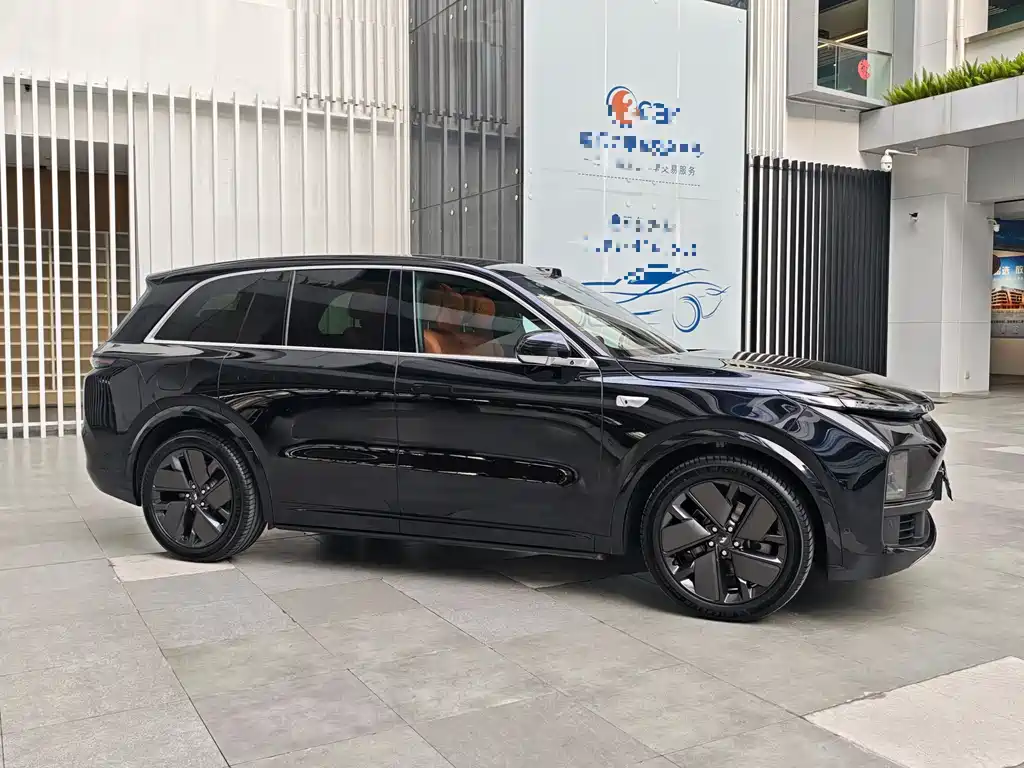 Li Auto IDEAL L8