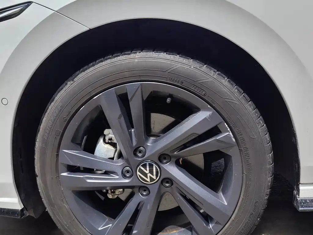Volkswagen Golf — миниатюра 12