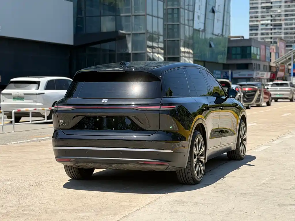 NIO ES8 — миниатюра 12
