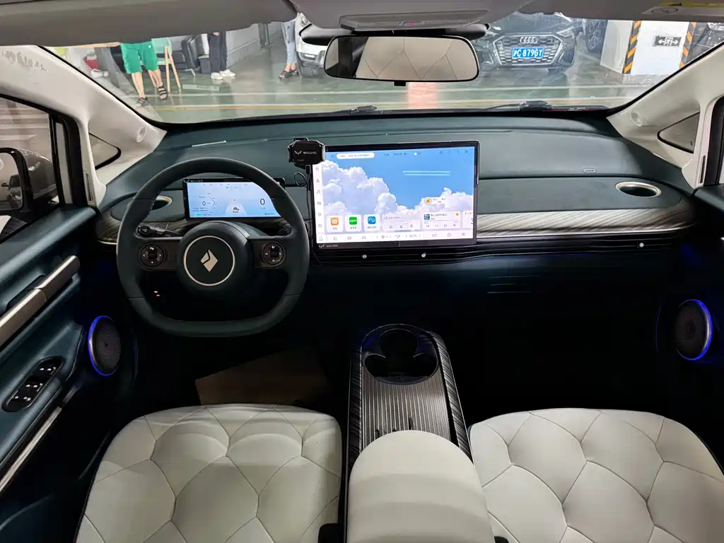 Baojun Yunduo — миниатюра 13
