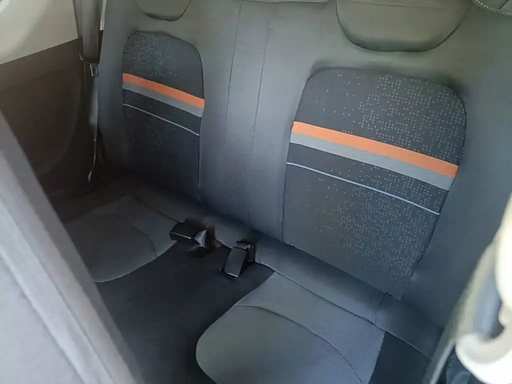 Wuling MINIEV — миниатюра 17