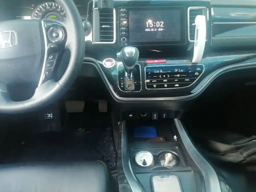 Honda Elysion — миниатюра 12
