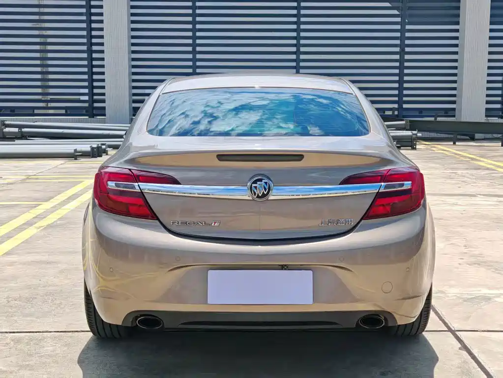 Buick Regal — миниатюра 5
