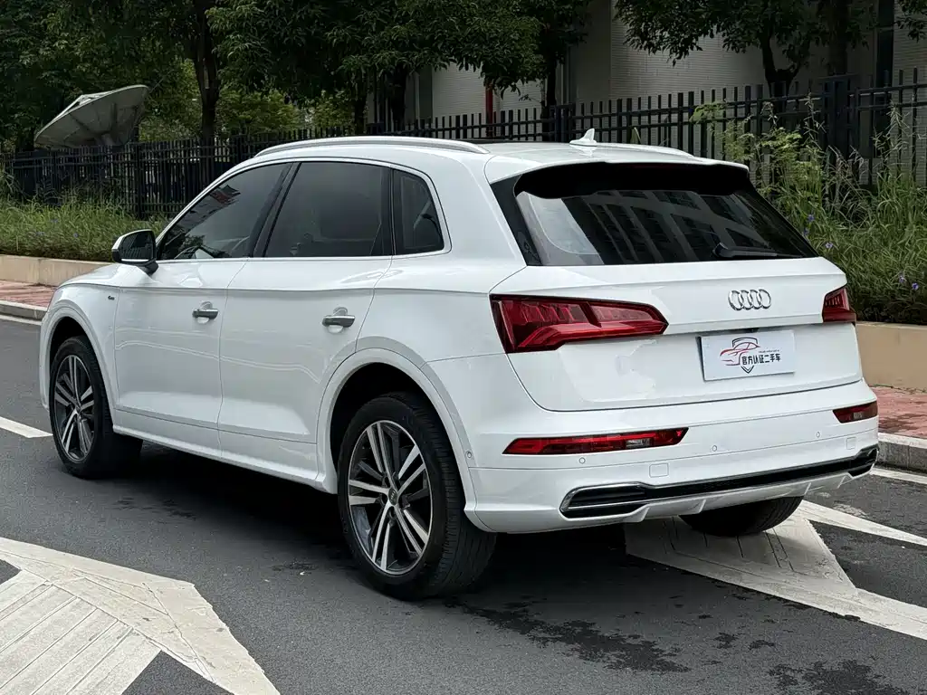 Audi Q5L — миниатюра 6