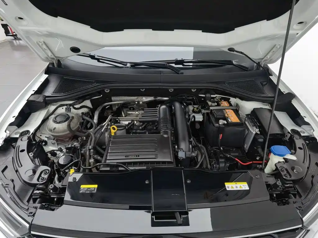 Volkswagen T-Roc — миниатюра 6